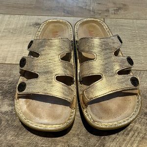 Algeria Gold Sandal size 37
